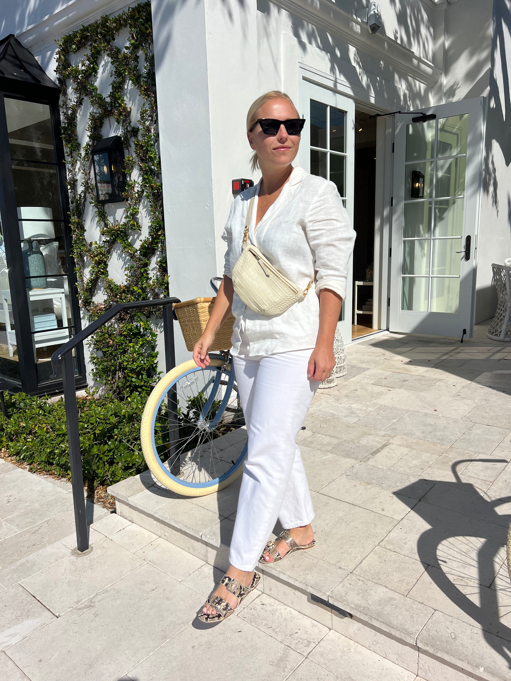 Sling Bag, Ivory Croco – ABBY ALLEY